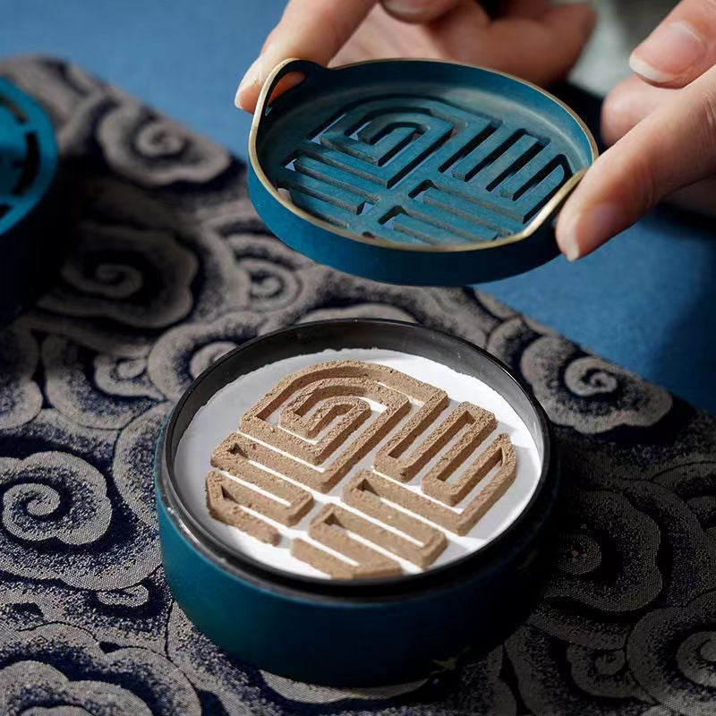 LILORA Brass Incense Burner – Classic Ritual Set for Mindful Living